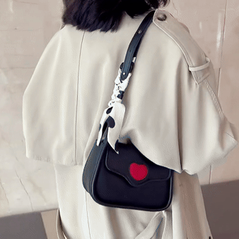 Lf4JgdbxUM2PqhzvTdi_1100153817025_mp4_265_hd-ezgif.com-crop