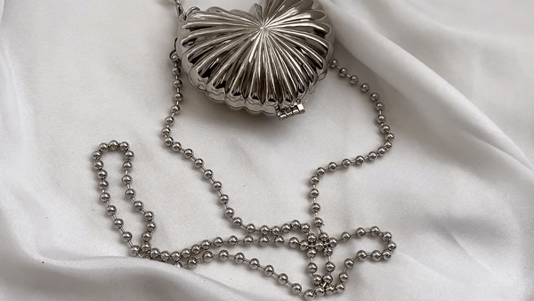 FnUNfpVmTQgr5dZgzyR_1100157208374_mp4_265_hd-ezgif.com-video-to-gif-converter (1)