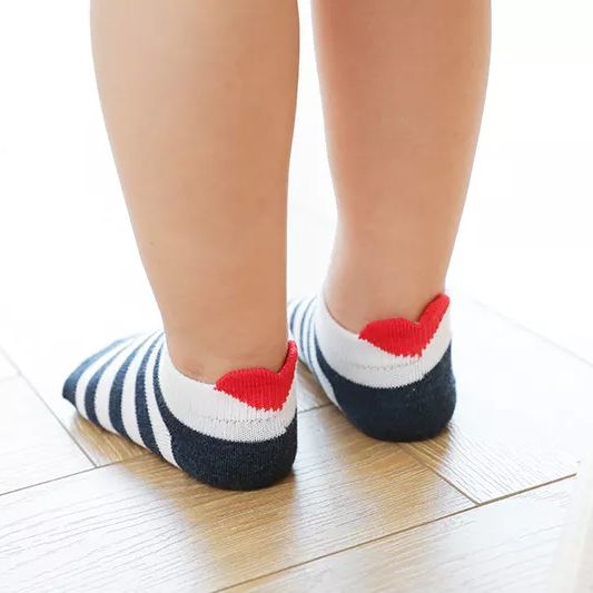 H719506ca35da4e00852d6c1fe1a7015bF